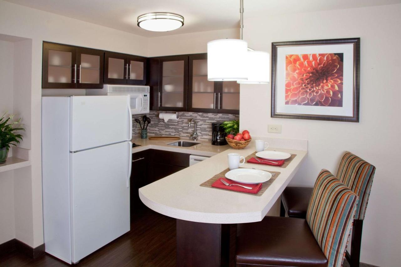 Sonesta Es Suites Atlanta Alpharetta Avalon Exterior photo